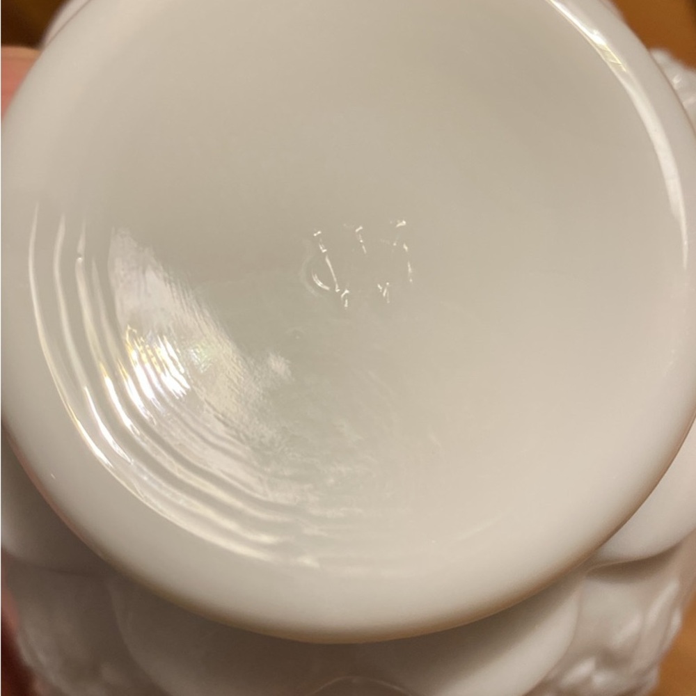 Vintage Westmoreland Milk Glass Bowl - Picture 4 of 6